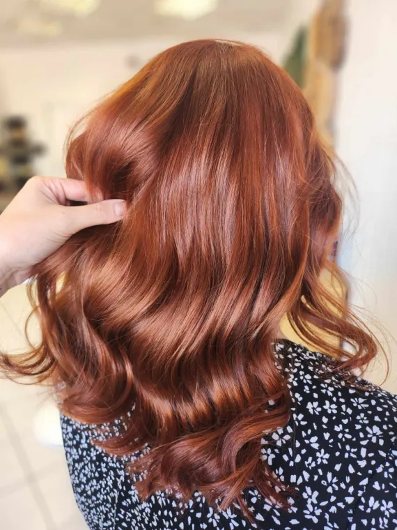 Relooking coiffure et coloration pour femme à Arras, Arras, L'Atelier des Nuances
